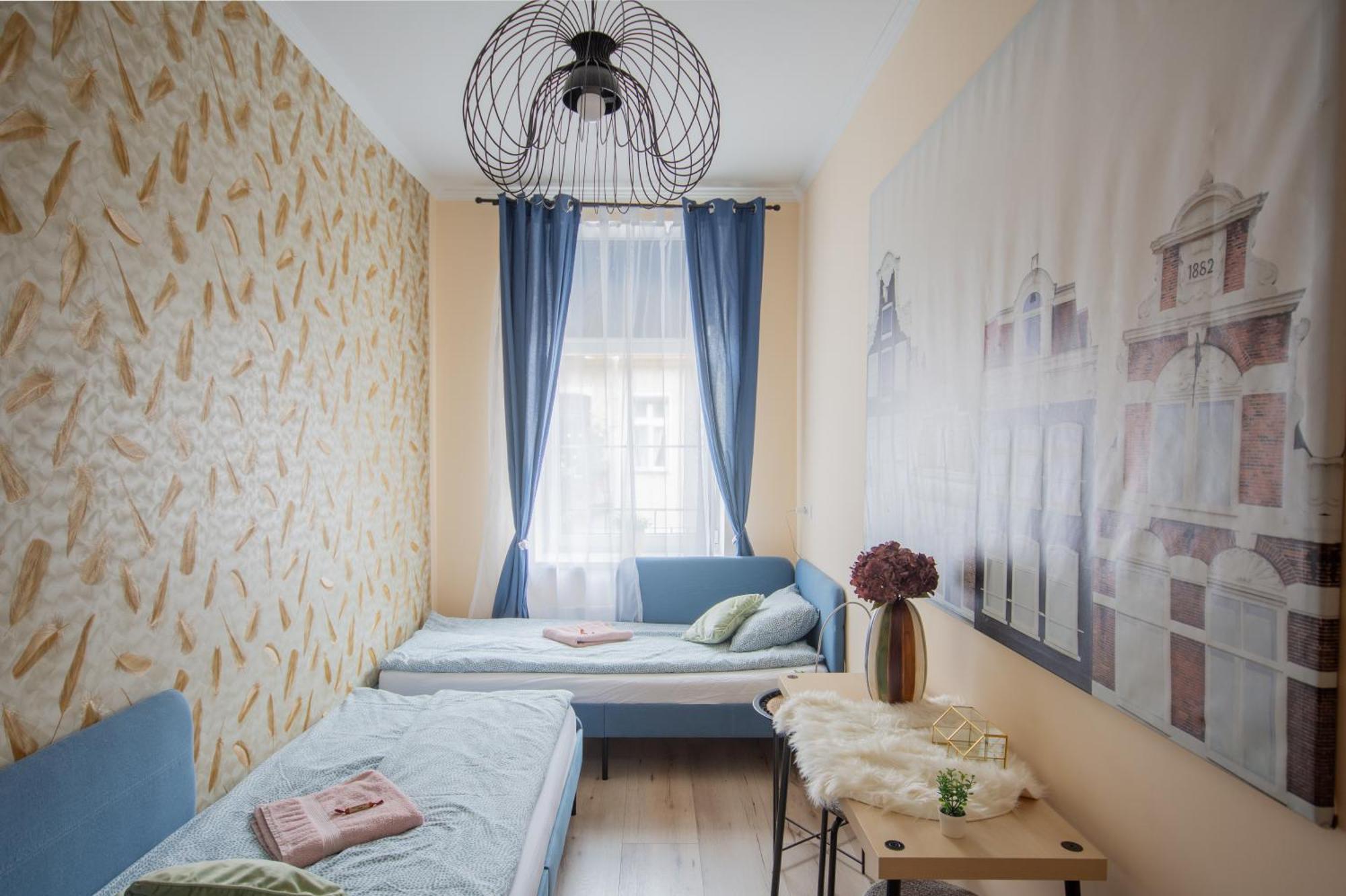 Quiet Rooms In The Bustling City Center Budapest Exterior foto